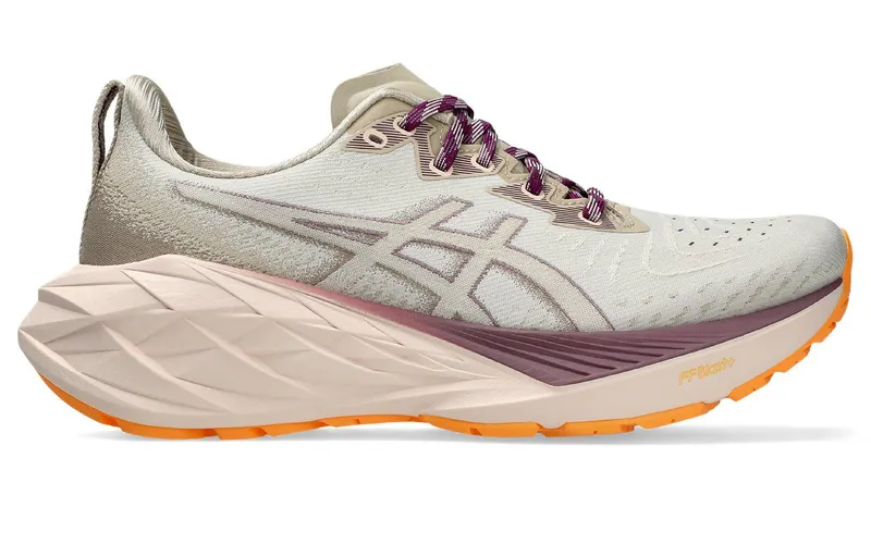 ASICS Novablast TR Pearl Pink (1012B654-700)