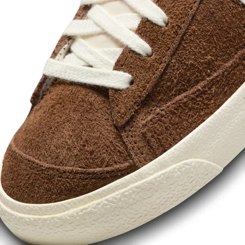 Nike Blazer Mid ’77 Vintage Cacao Wow Sail Coconut Milk Black (DV7006-200)