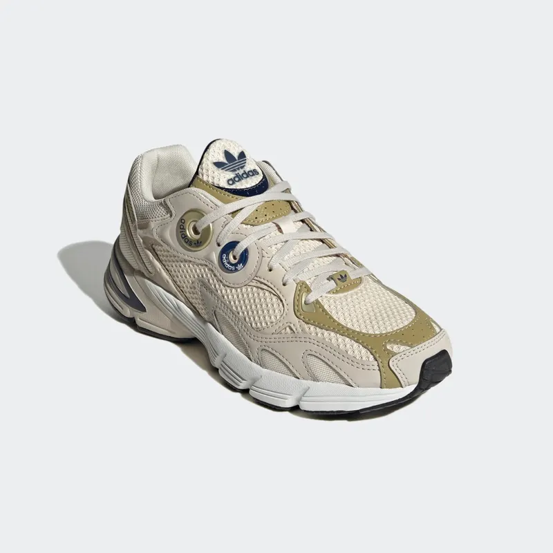 Adidas Astir Bliss / Wonder White / Light Gold Met. (GZ3571)