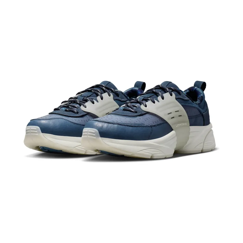 Jordan Trunner O/S “Diffused Blue Sail” (IR7254-499)