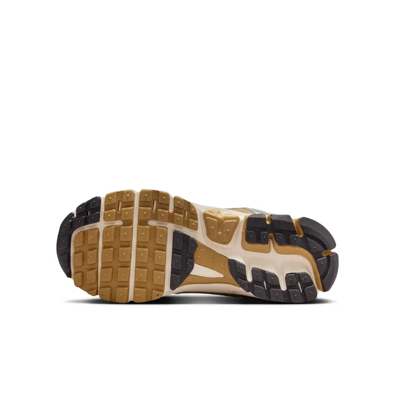 Nike Vomero 5 Metallic Pewter Parachute Beige White Medium Ash (HF6998-004)