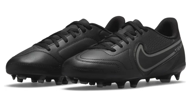 Nike Jr. Tiempo Legend 9 Club MG Fußballschuh für verschiedene Böden für jüngere/ältere Schwarz (DA1331-004)