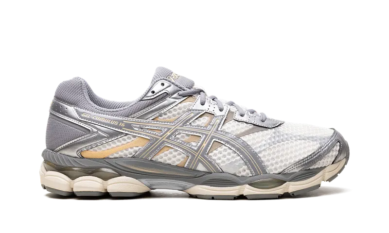 Asics GEL-Cumulus 16 “Cream / Clay Grey” (1203A733-101)