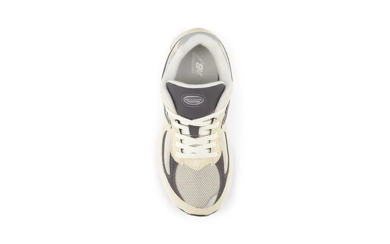 New Balance 2002R Sandstone Magnet (GC2002FA)