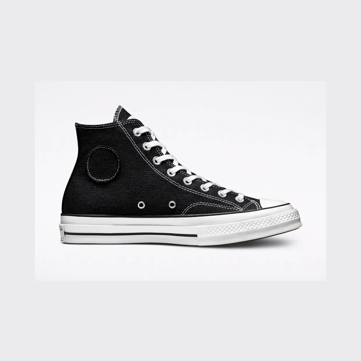 converse-chuck-taylor-all-star A01765C