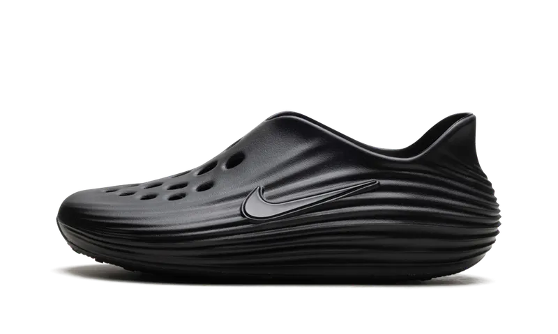 Nike Reactx Rejuven8 “Triple Black” (HV5060-001)
