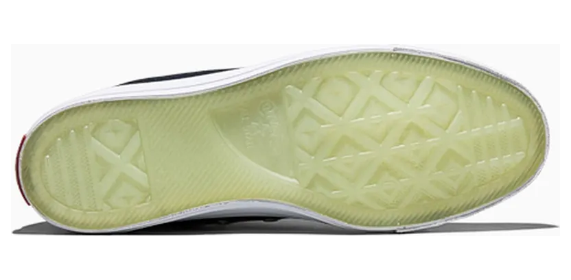 converse-chuck-taylor-all-star A18435C