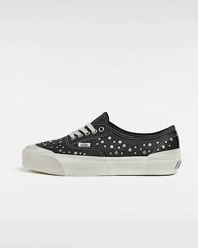 Vans Premium Authentic Nocturnal Black Studded Leather (VN000EGZBPR)