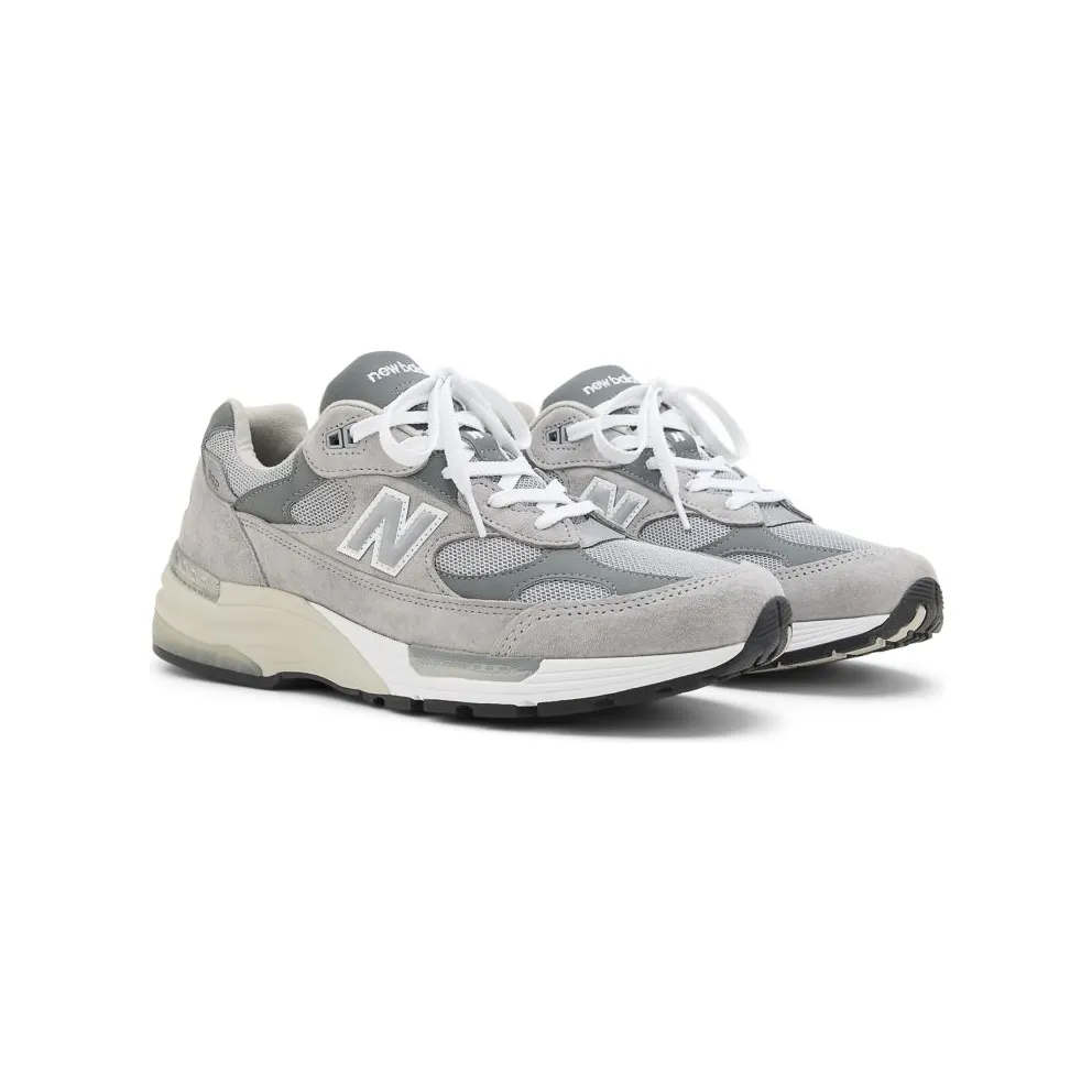 New Balance 992 “Made in USA – Grey Silver Metallic” (U992GY)