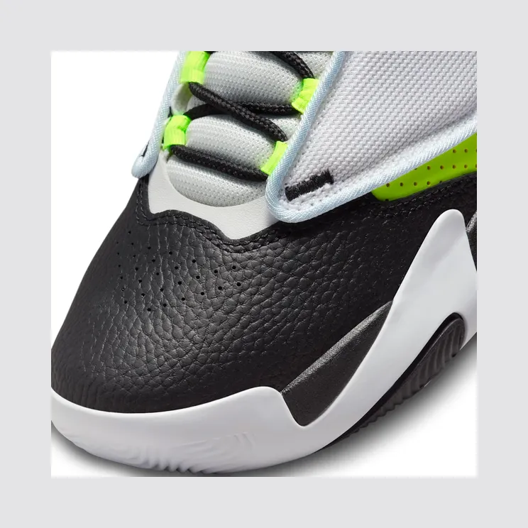 air-jordan-max-aura DV3175-017