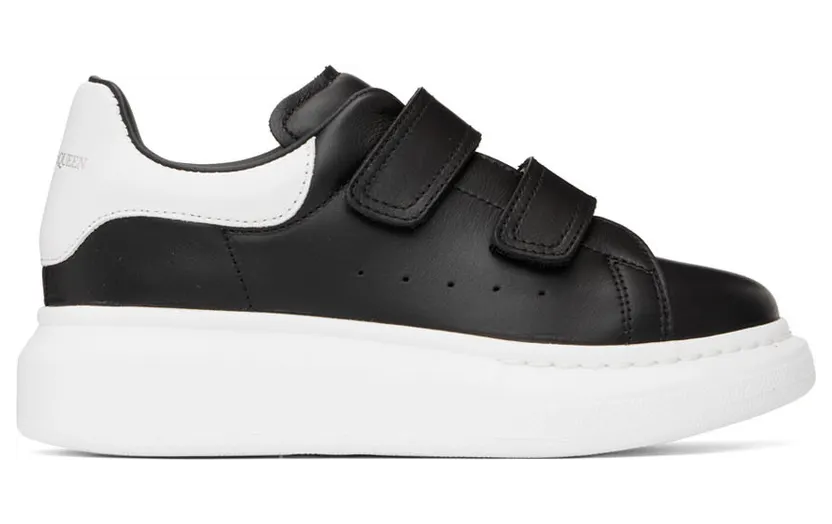 Alexander McQueen Kids Black & White Oversized Velcro Sneakers (687070WHX11)