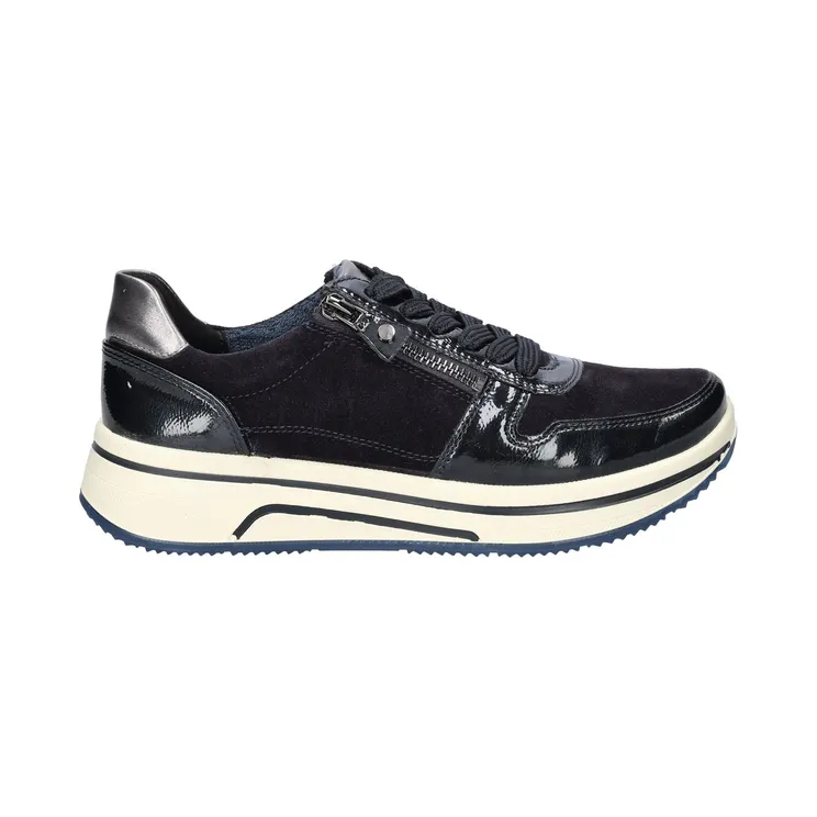 Ara Blue (122754092)