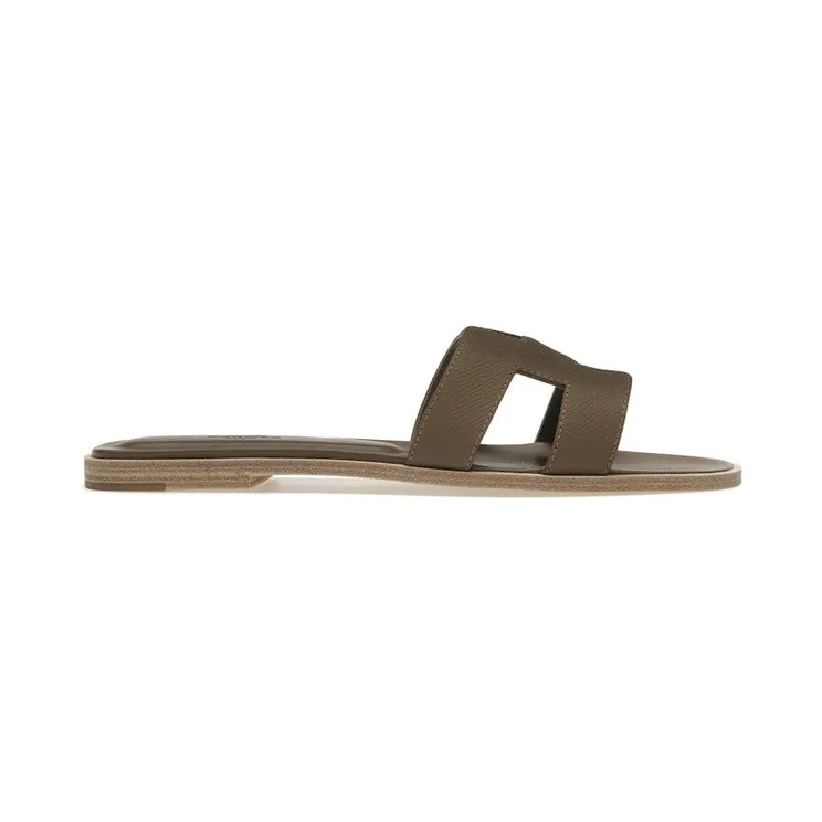 Hermes Oran Sandal Etoupe Epsom Leather (H202272Z)