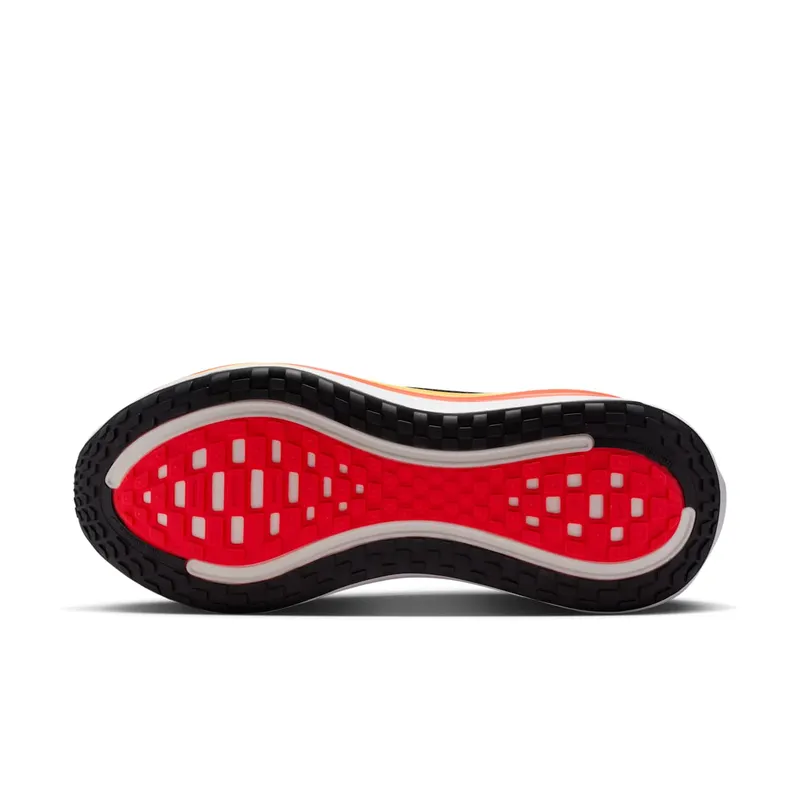 Nike Vomero Plus “Black Bright Crimson White” (HV8150-009)