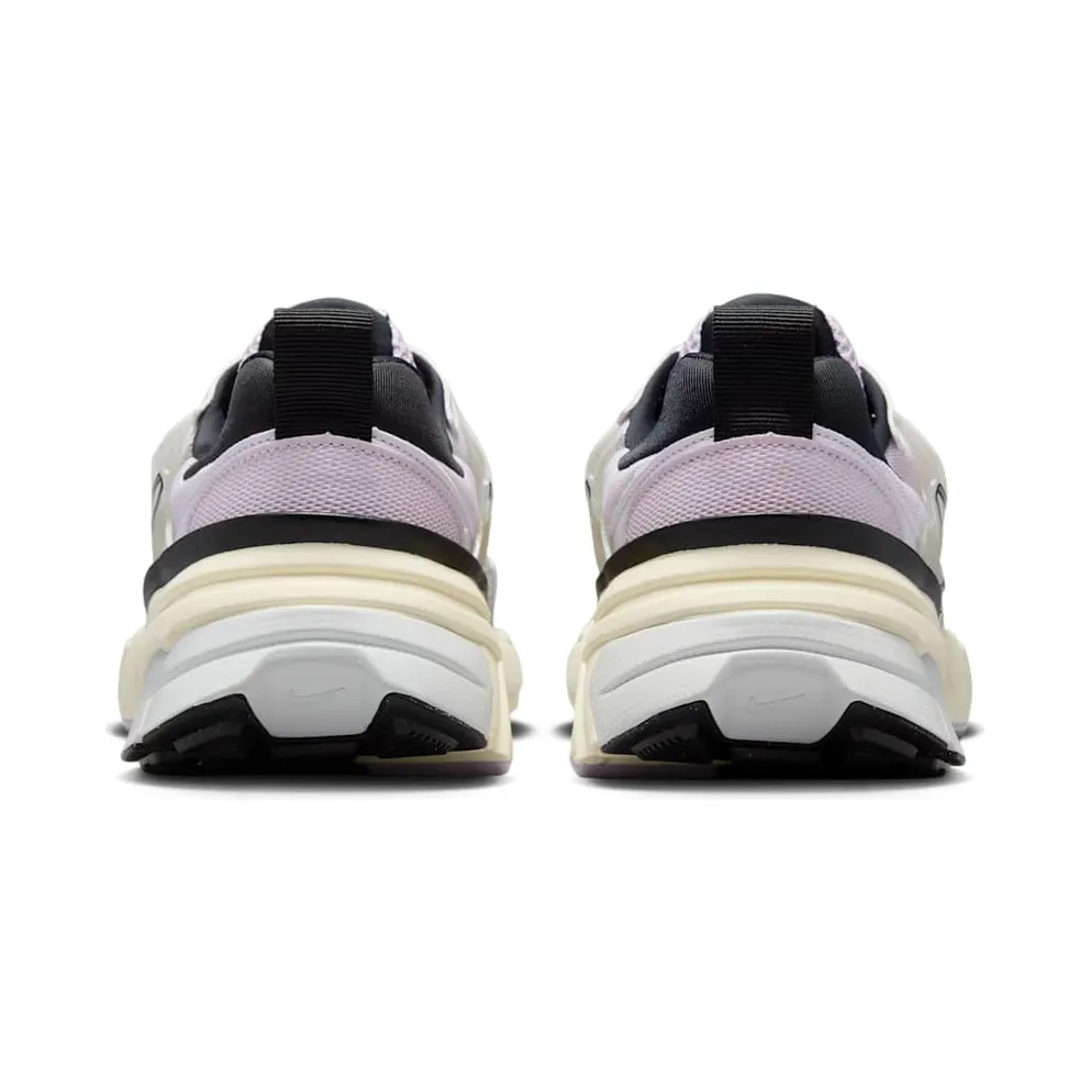 Nike V2K Run “Barely Grape” (HF1876-500)