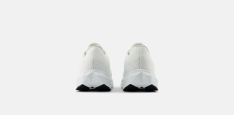 New Balance FuelCell Propel v5 White Black (MFCPRLW5)