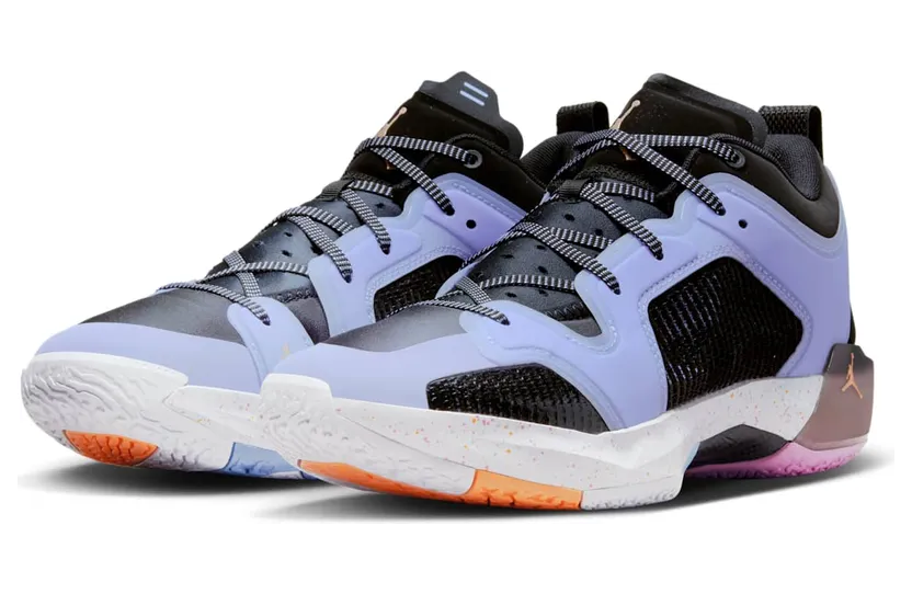 air-jordan-37 FD8701-001