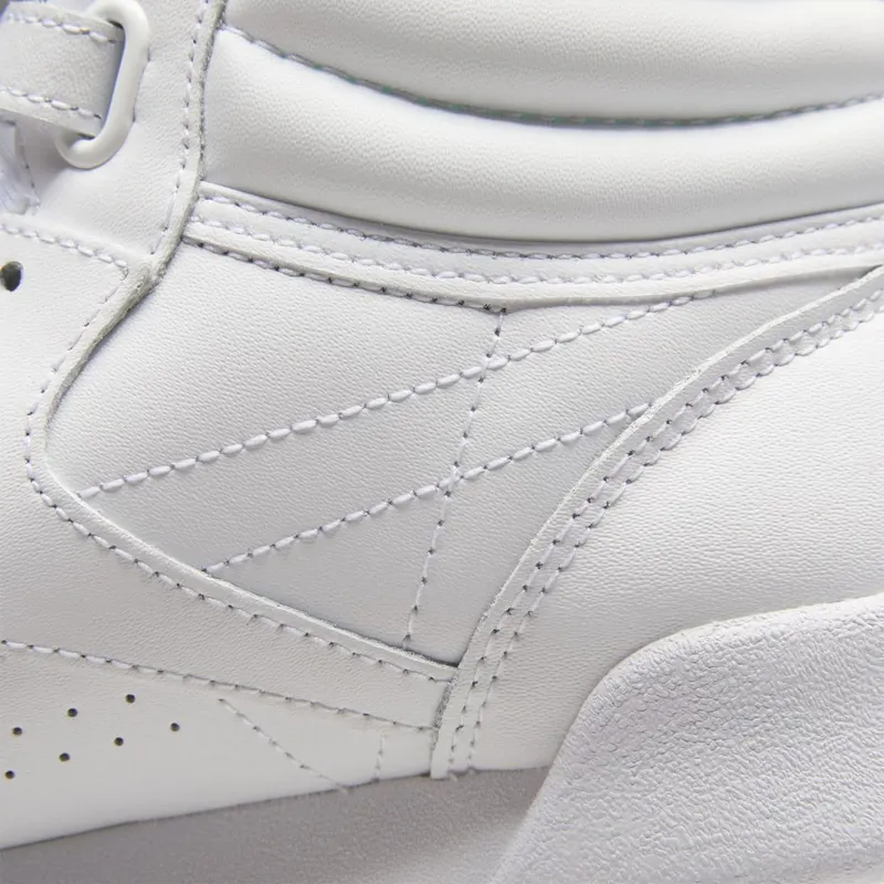 reebok-sneaker CN5750