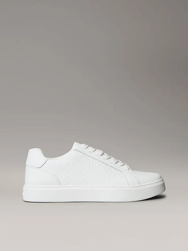 Calvin Klein Ck Baseline – Leather Signature “TRIPLE BRIGHT WHITE” (YM0YM014310K4)