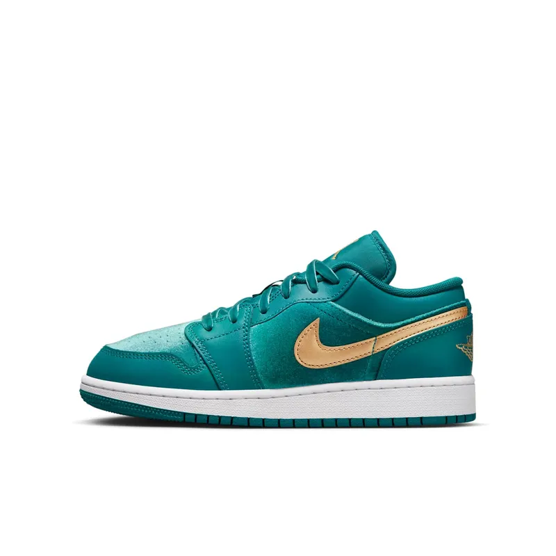 Air Jordan 1 – “Geode Teal Velvet” (FB9896-300)