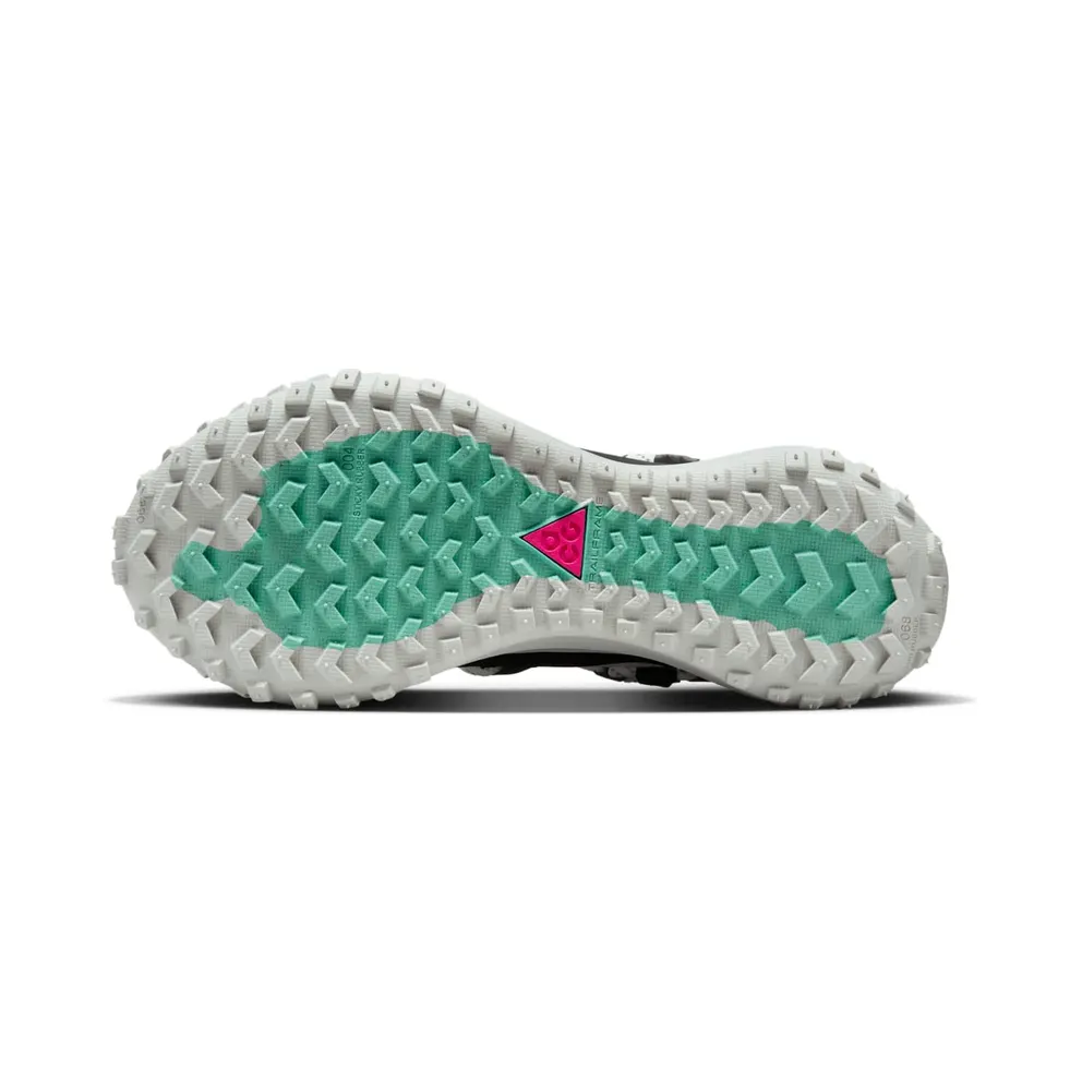Nike ACG Mountain Fly Low SE White (DO9334-100)