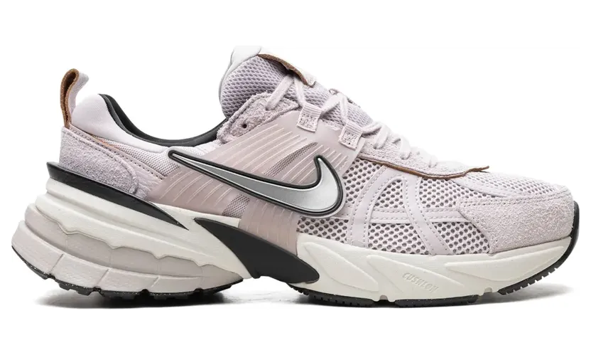 nike-v2k-run FN6703