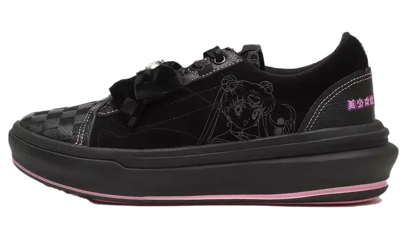 Vans Old Skool Overt ComfyCush “Sailor Moon” (VN0A7Q5E-BKA)