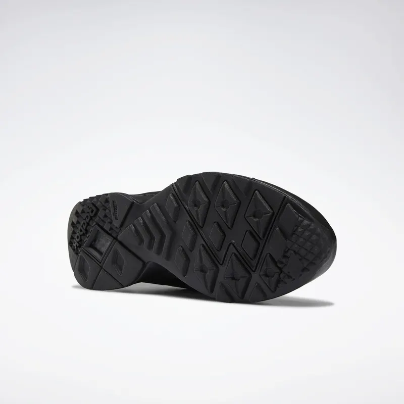 Reebok Pleasures Aztrek “BLACK/WHITE” (DV9922-13)