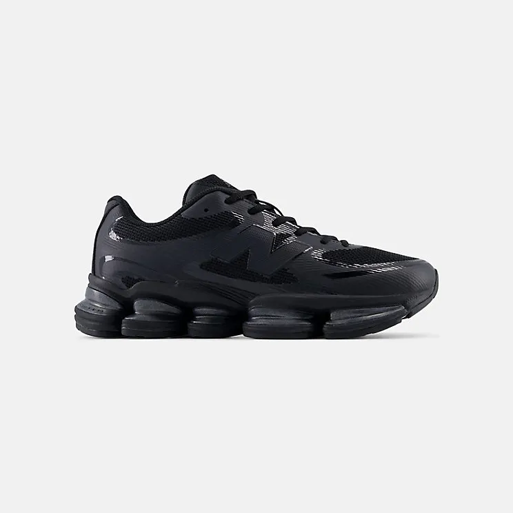 New Balance 2000 “Triple Black” (U2000ETB)