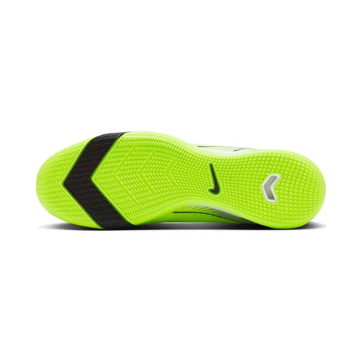 nike-zoom FQ8434-700