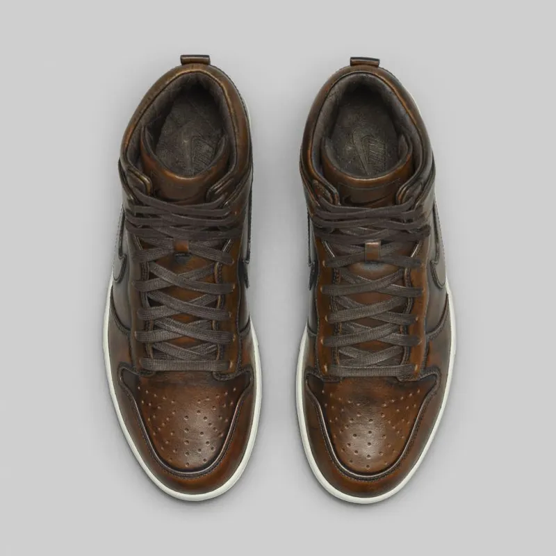 Nike Dunk High Lux Burnished Classic Brown/Classic Brown (747138-221)