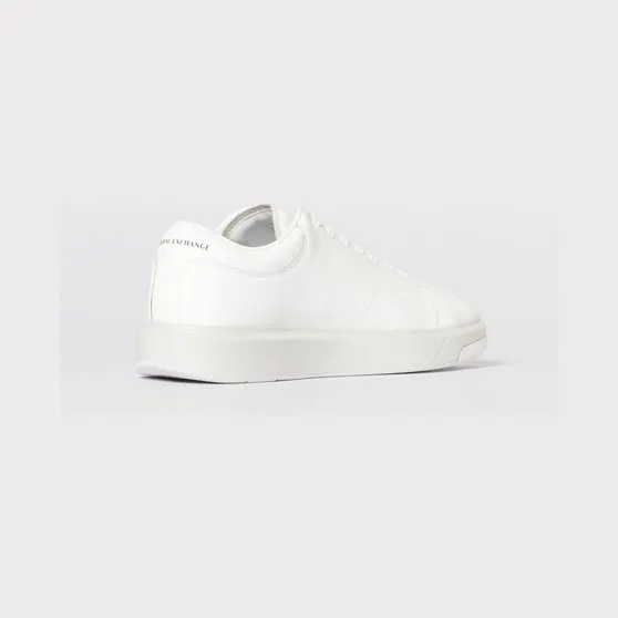 Armani Sneakers White (XUX123XV53400152)