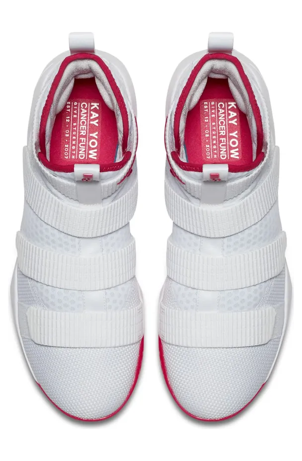 nike-lebron-soldier-11 897644-102