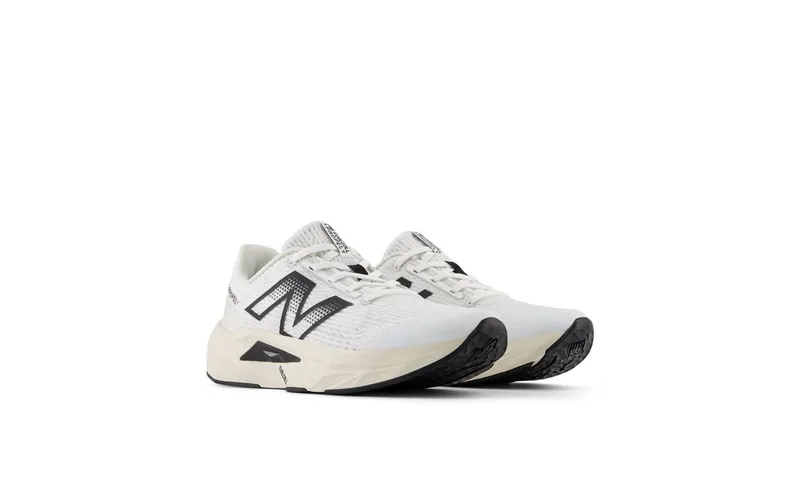 New Balance FuelCell Propel v5 White Black Linen (GPFCPRC5)