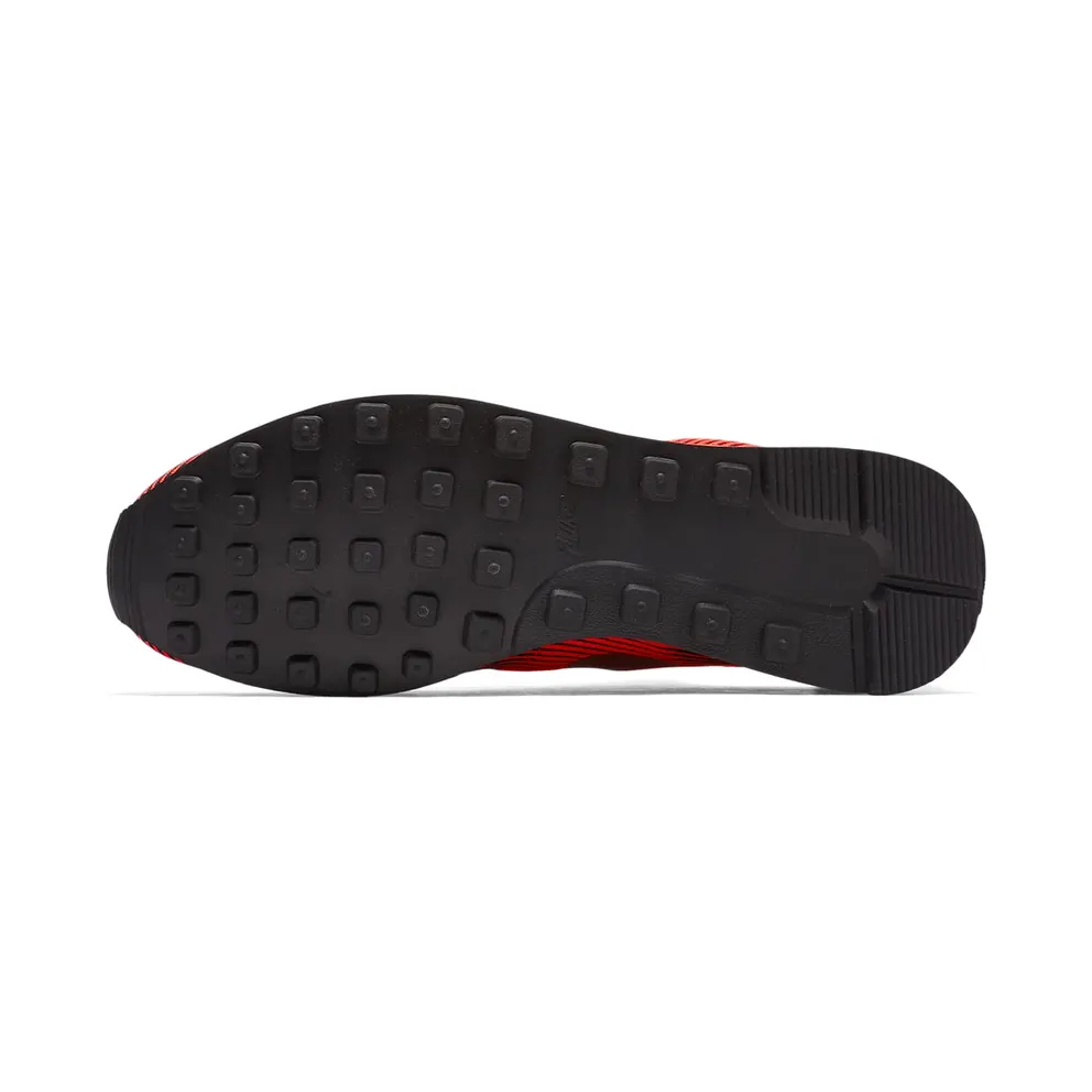 Nike Internationalist Kjcrd M Qs Black/Black/Bright Crimson Black/Black/Bright Crimson (829344-006)