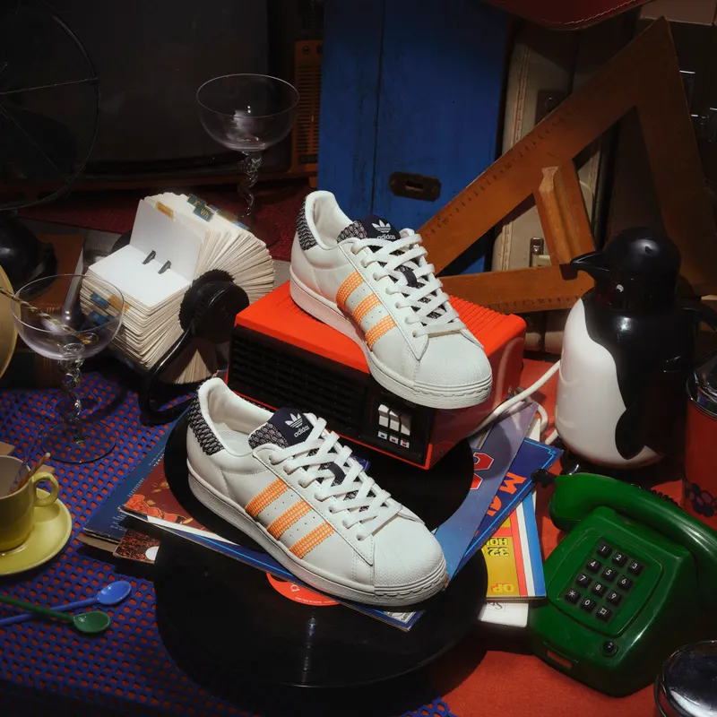 Adidas Superstar Cloud White / Off White / Orange Rush (GZ4376)