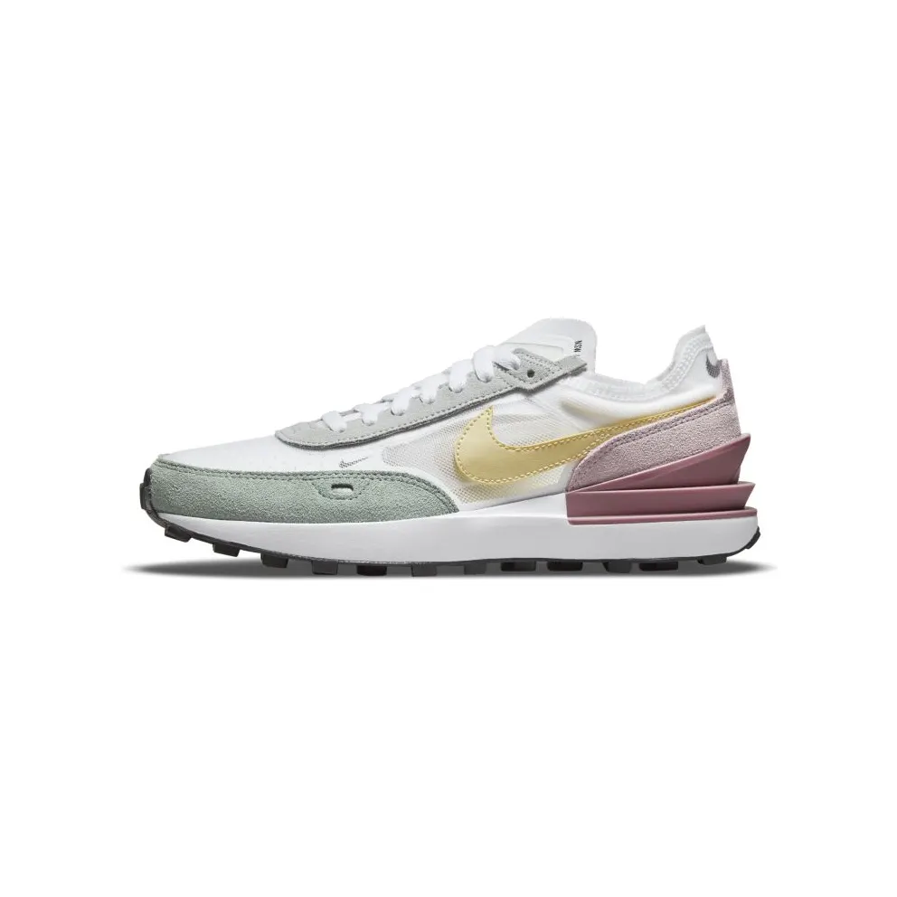 Nike Waffle Oneen “White / Regal Pink / Light Mulberry / Lemon Drop” (DN5062-100)