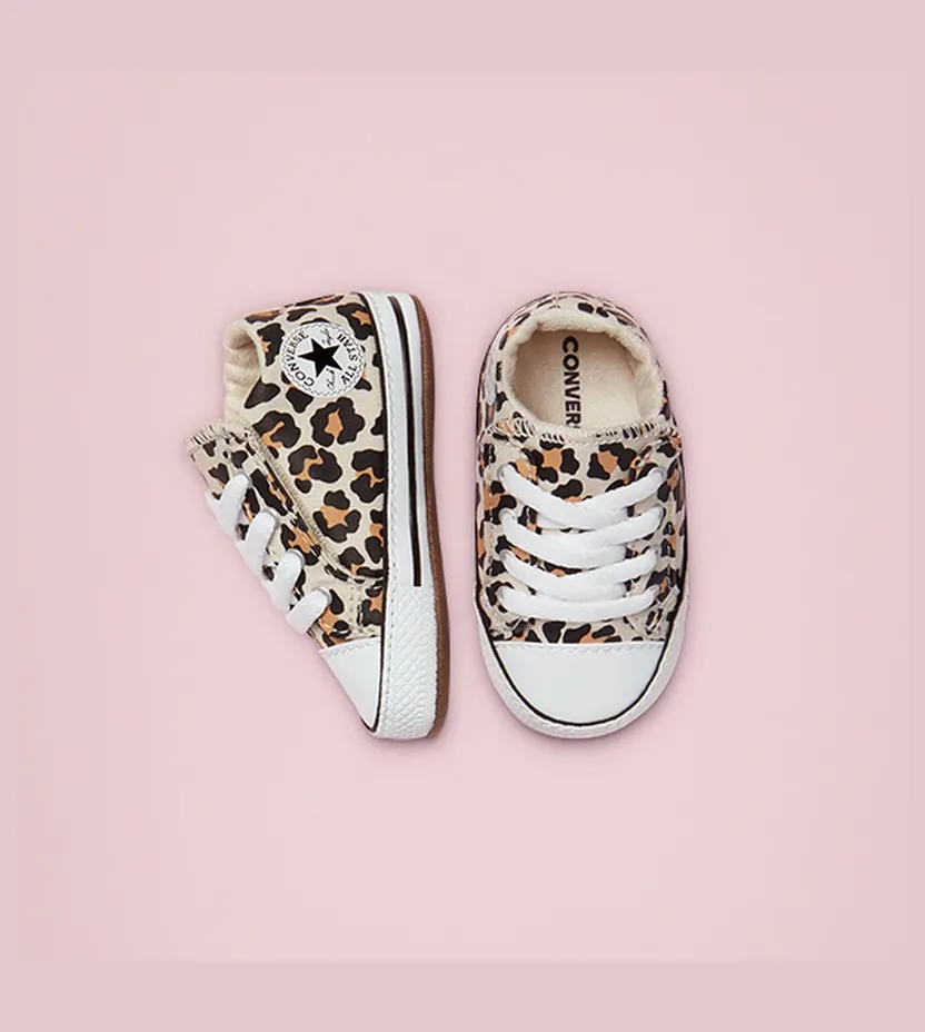 converse-chuck-taylor-all-star 870415C