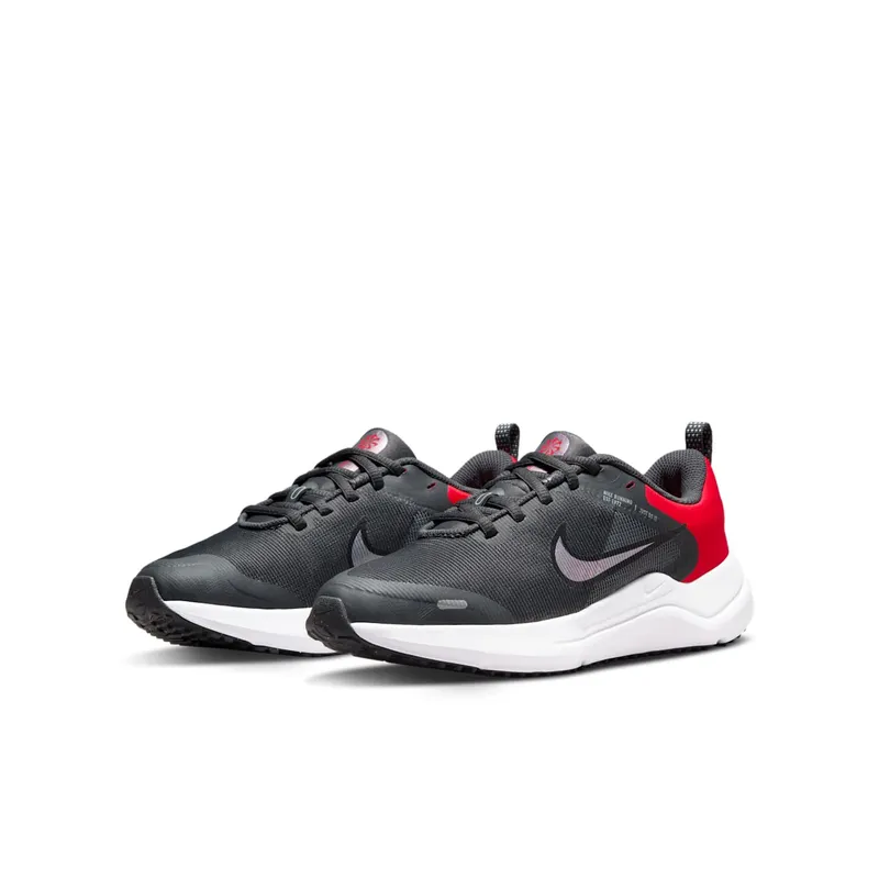 Nike Downshifter 12 Older Kids’ Road Running Black (DM4194-001)