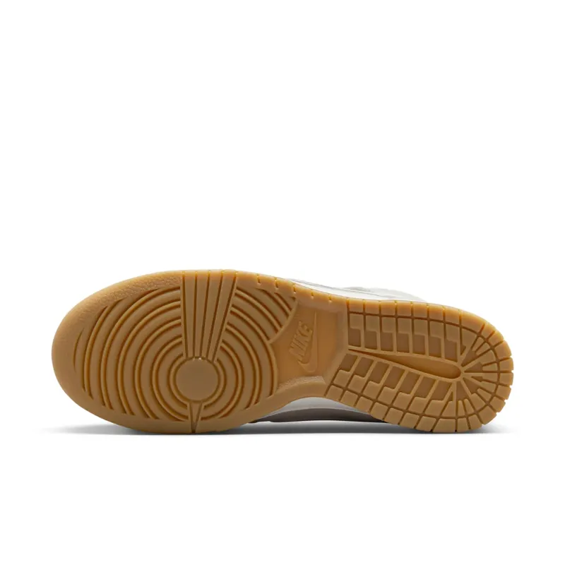 Nike Dunk Mid “Light Orewood Brown” (DZ2533-100)