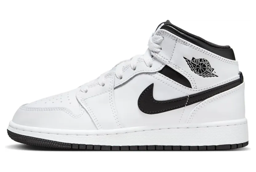 Air Jordan 1 Mid GS “White/Black” (DQ8423-132)