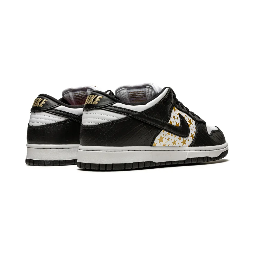 Nike SB Dunk Low “Supreme – Stars – Black” (DH3228-102)
