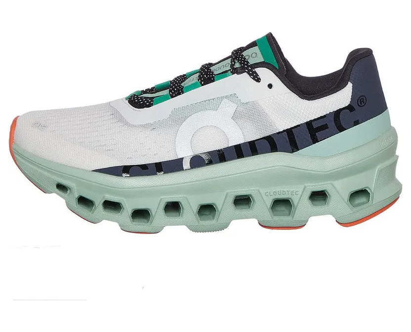 on-sneaker 6198241