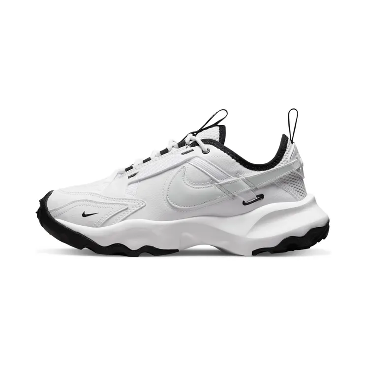 Nike TC 7900 “White / Black / White / Photon Dust” (DR7851-100)