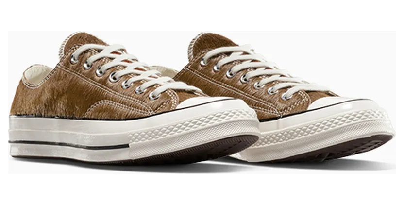 converse-chuck-taylor-all-star A13837C