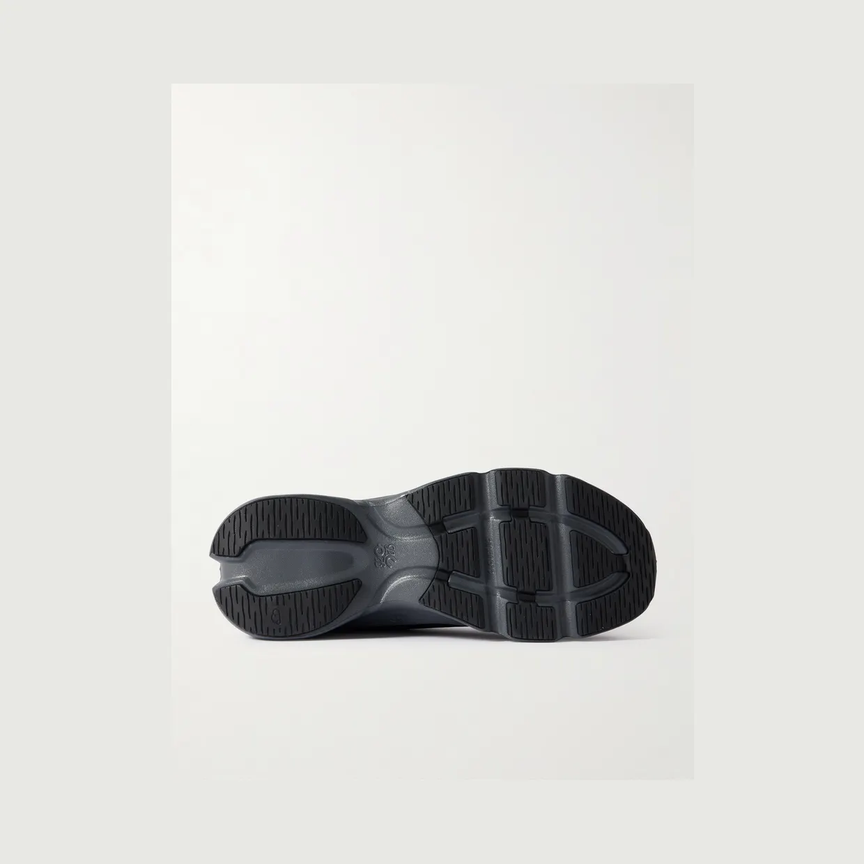 Loewe + On Cloudsolo Rubber-Trimmed Mesh Sneakers Black (M929282X41) (3)