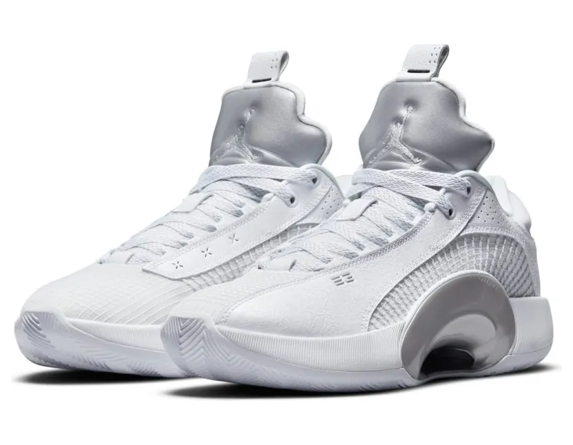 Jordan XXXV Low Metallic Silver (CW2459-100)