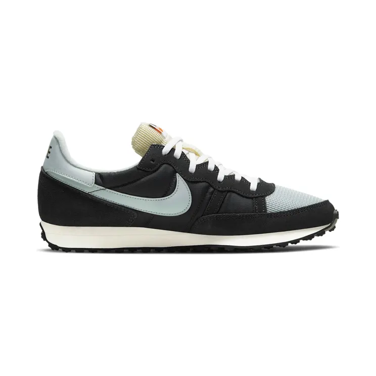 nike-challenger CW7645-007