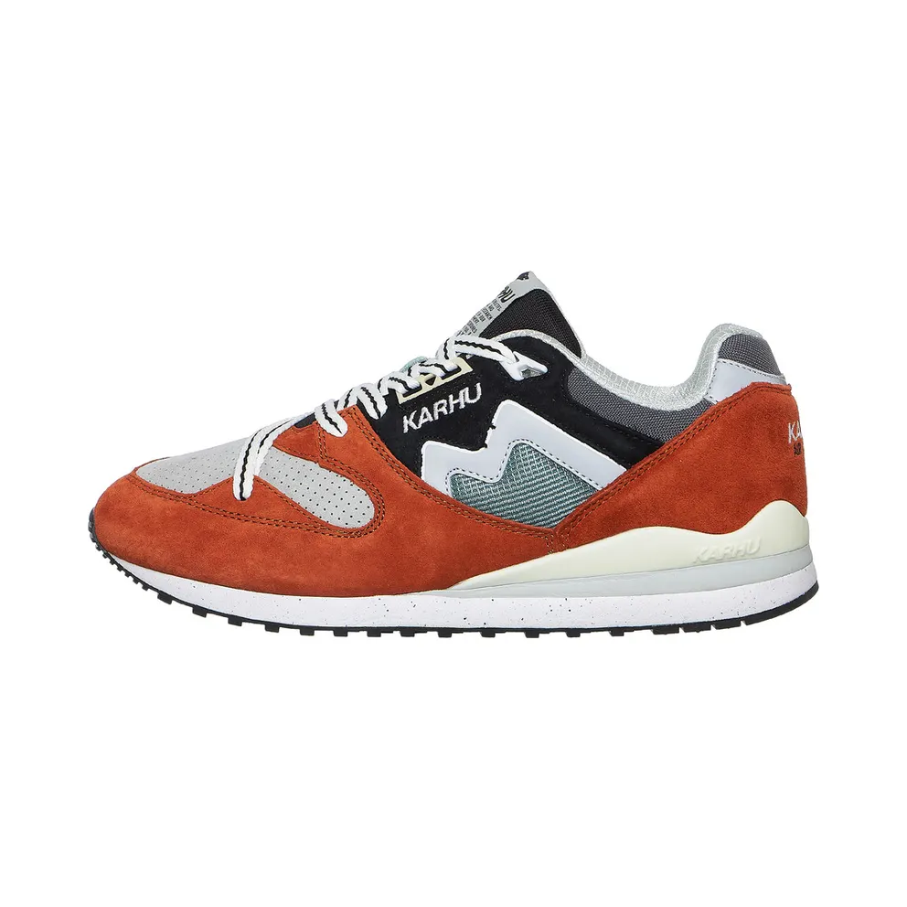 Karhu Synchron Classic Cinnamon Stick / Jet Black (F802654)