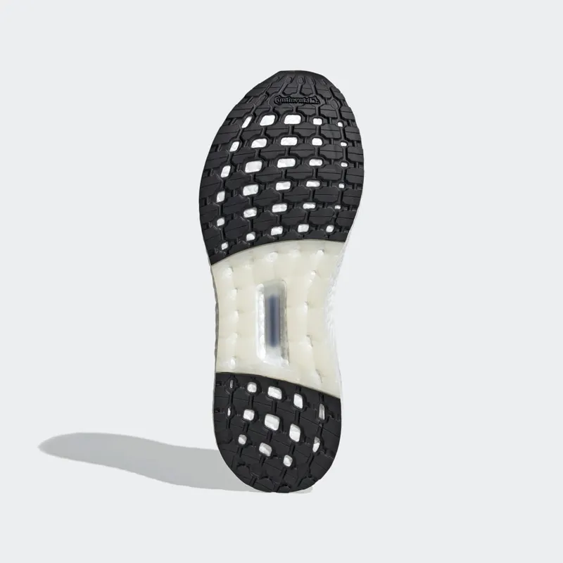 adidas Ultraboost SUMMER.RDY x James Bond Cloud White / Grey Five / Core Black (FY0650)